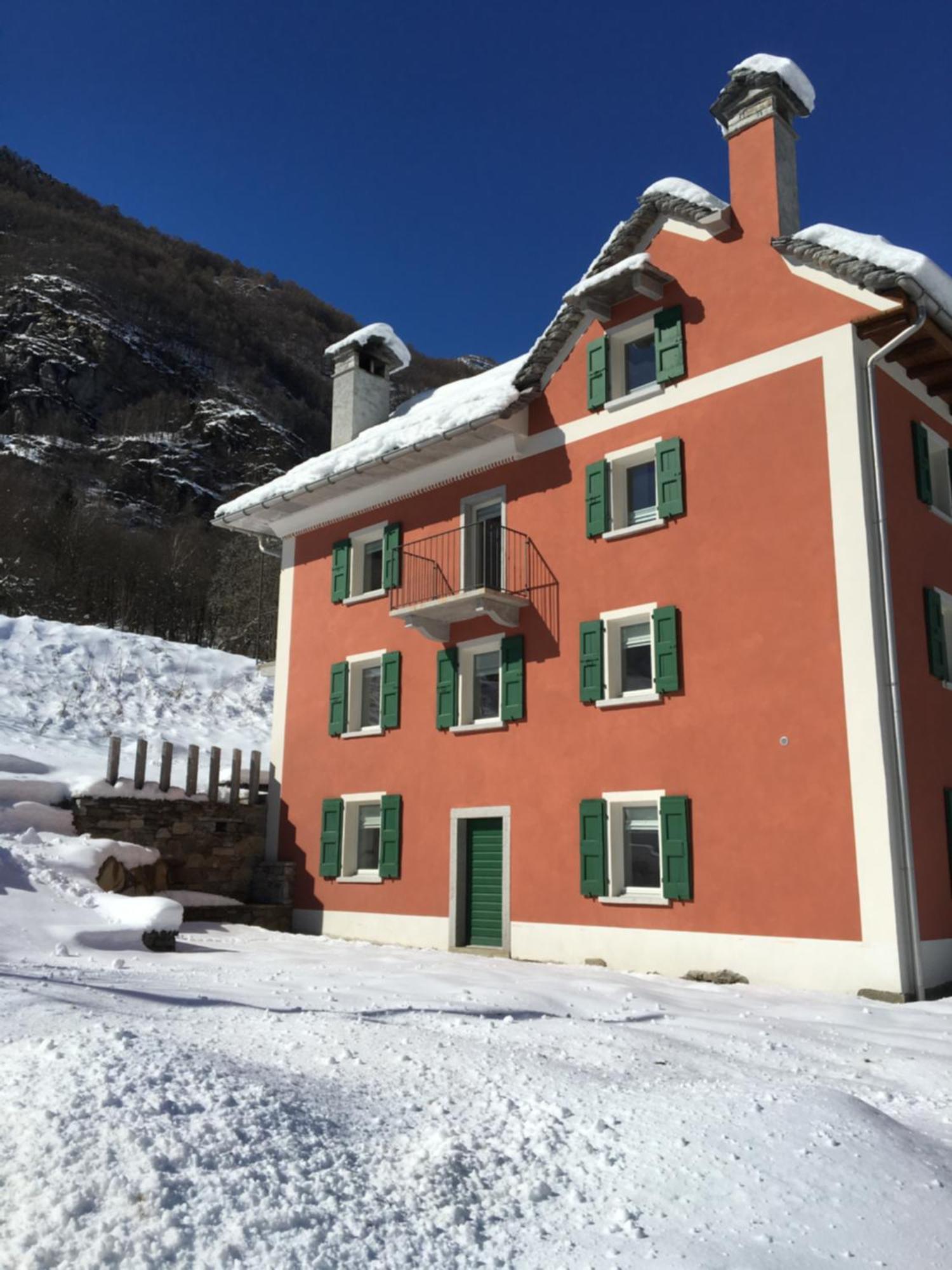 Apartamento Casa Rossa Brione  Exterior foto